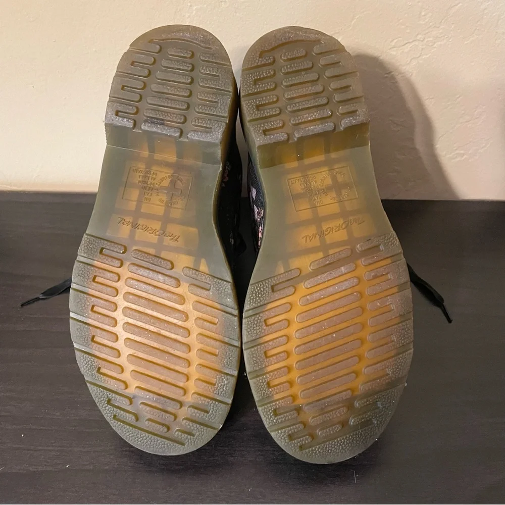 Doc Martens Floral Boots with Black Satin Laces - Picture 2 of 5